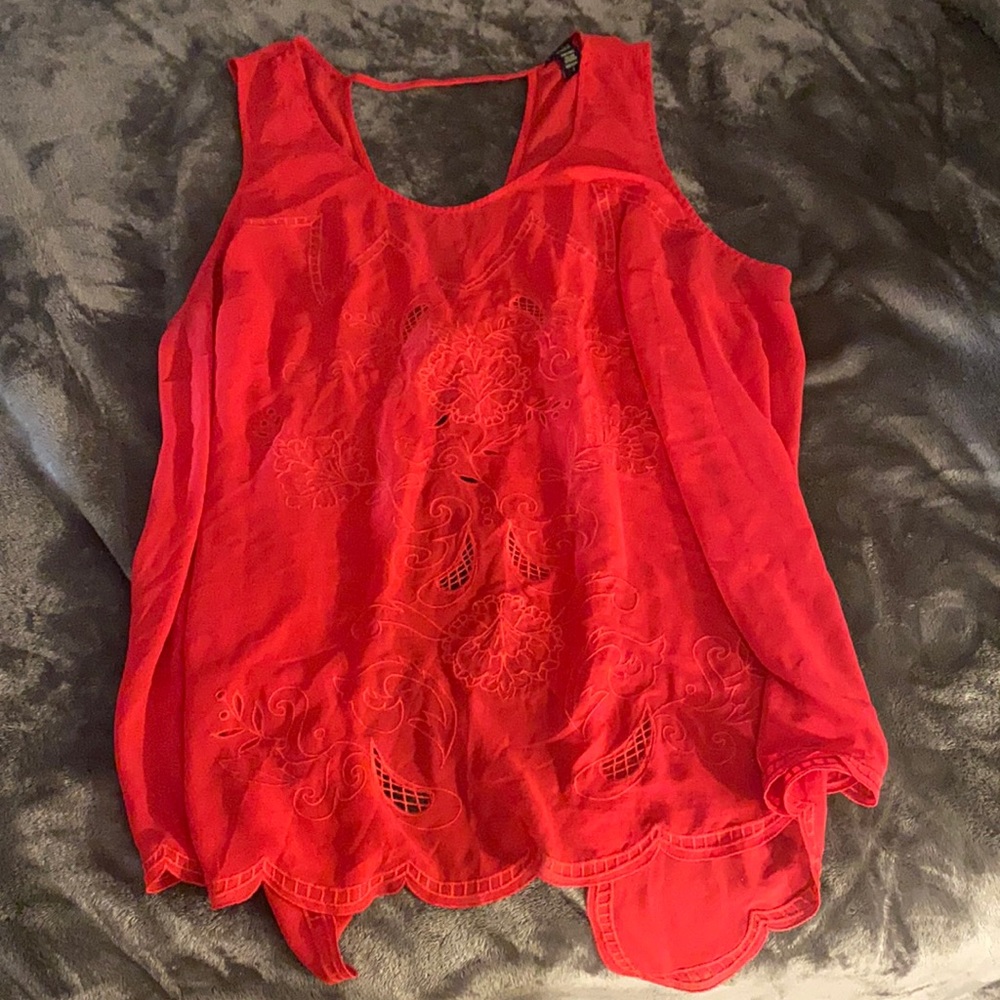 Open back sleeveless top